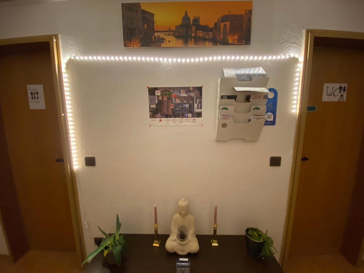 Private Room With Free Parking Κόμπλεντς Εξωτερικό φωτογραφία